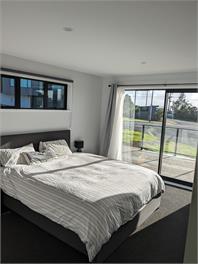 Langs Beach house with sea view - Lang's Beach
