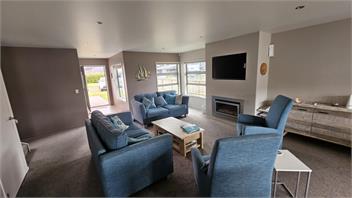 A TERRIFIC GETAWAY ON TUCK-202A TUCK ROAD WHANGAMATA - Whangamata