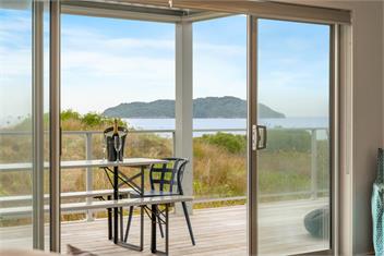 Matahari Beachfront Tairua - Pet Friendly - Tairua