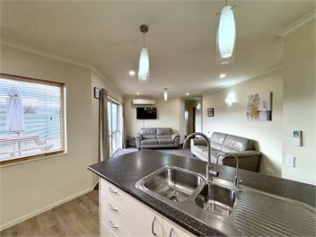 Views and Location - Twizel