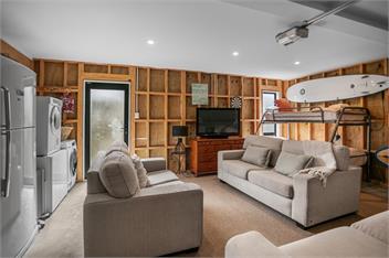 Relax on Williamson - Whangamata - Whangamata