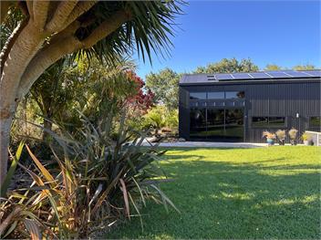 Black Dune Coastal Studio (Bachcare) - Waipu