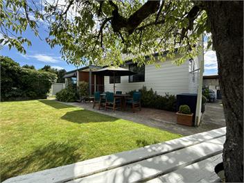 Twin Oaks Cottage - Nelson