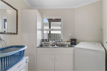 Taupo Family Retreat - pet friendly - Taupo