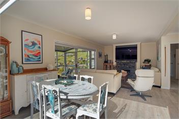 Sea Tide Views -