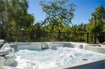 Everland Retreat - Martinborough