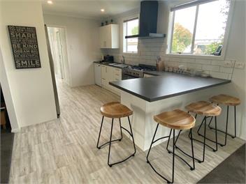 Modern Twizel holiday home - Twizel