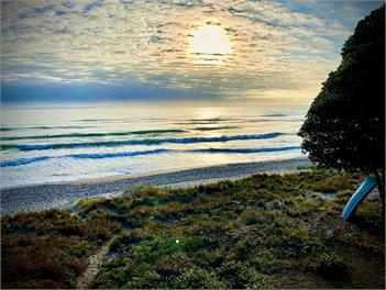 The Beachhouse- absolute beachfront! - Papamoa Beach