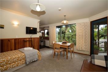 Mamaku Suite - Hydrangea cottages - Punakaiki