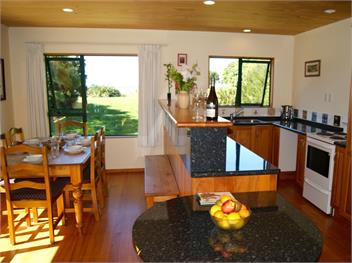Tomatea Rua (Bachcare) - Pakawau