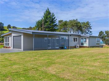 Beachfront Escape (Bachcare) - Snells Beach
