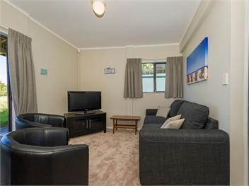 Sandy Doorstep (Bachcare) - Whangamata