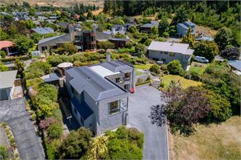 Sargood Splendour (Bachcare) - Wanaka