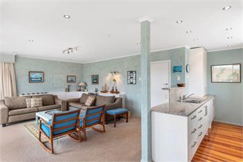 La Casa de la Playa (Bachcare) - Waikanae Beach