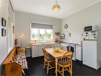 The Red Rooster Cottage - Raurimu