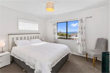 Snells Seaside Bach (Bachcare) - Snells Beach