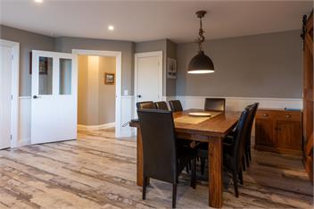 Castle Hill Retreat - includes linen & towels - Castle Hill