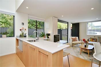 Urban Escape – Addington Townhouse- Walk to Stadium & Cafes to Stadium and Cafes - Christchurch