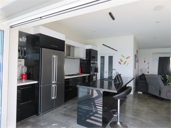 Eagle View -Heated Pool - Northland