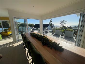 Luxury Seaside Village Resort - Auckland