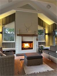 Matarangi Beach Retreat - 5 bdrms, walk to beach, outdoor bath & shower! - Matarangi