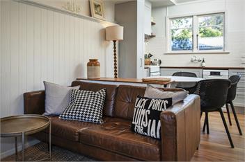 River Walk Cottage - Nelson