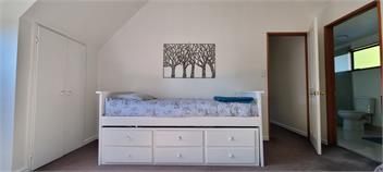 Sandhill Gardens Retreat - Woodend