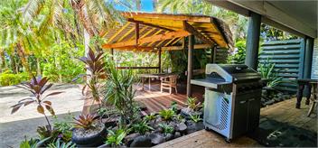 Tipani Lodge - Ngatangiia