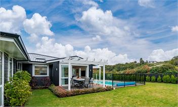 Oasis on Okaia - Kinloch - Kinloch