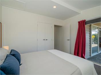 Unwind on The Fairway (Bachcare) - Whitianga