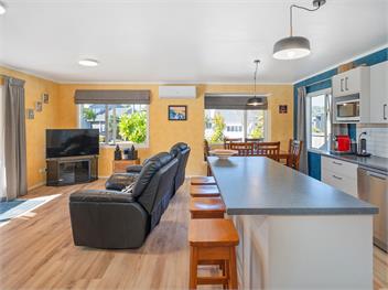 Nest by the Beach (Bachcare) - Cooks Beach