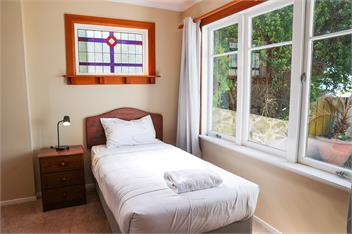Napier Hilltop Stays - Views, Pool & Pet-Friendly! - Napier