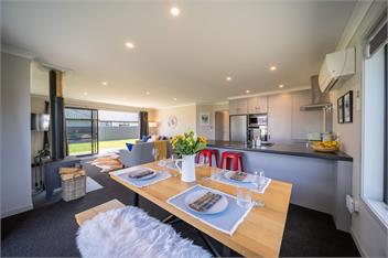 Mountainview Escape (Bachcare) - Te Anau