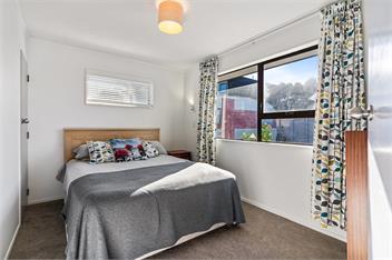 Handy Holiday Beach House  - Whangamata