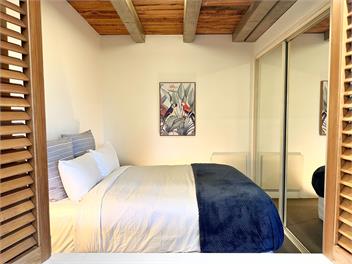 Amongst the pines | 2 bedroom bach | Stellar Views - Queenstown