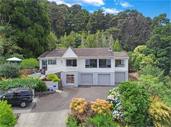 Central Spacious Family House (Bachcare) - Paihia