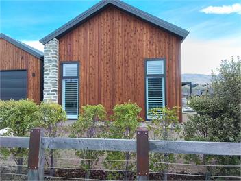 Central Cromwell Charm -