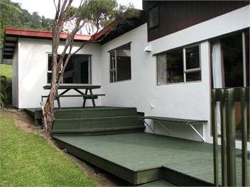 Rhodes End - Marlborough Sounds