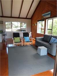 Medlands Beach Hapuka Cottage - Great Barrier Island
