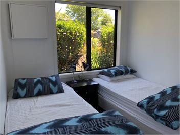 LAKE FRONT HOLIDAY HOME. - Rotorua