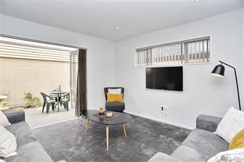 Regents 94A - Stylish and Modern - Christchurch