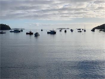 Thule View with Car available - Stewart Island