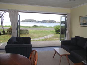 Beachside Cottage - Stewart Island