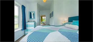 Beachy Bach - With Brand New Spa Pool! - Foxton Beach