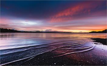 Winter stay 3, pay 2 & 7 seater car included - Waiheke
