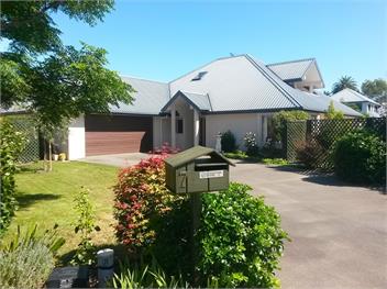 Summer Retreat (Bachcare) - Blenheim