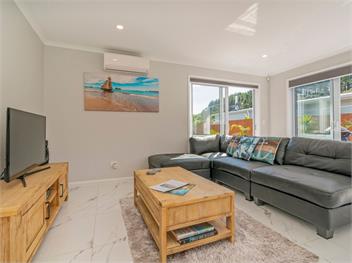Modern Beach Pad (Bachcare) - Whitianga