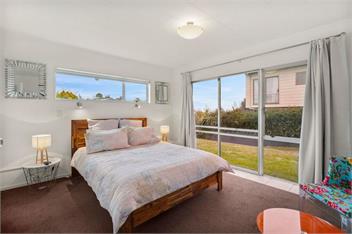 True Blue (Bachcare) - Taupo Central