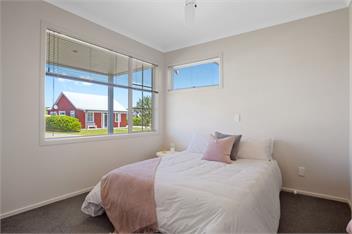Sky Blue Retreat (Bachcare) - Waihi Beach