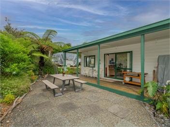 The Bach (Bachcare) - Whitianga